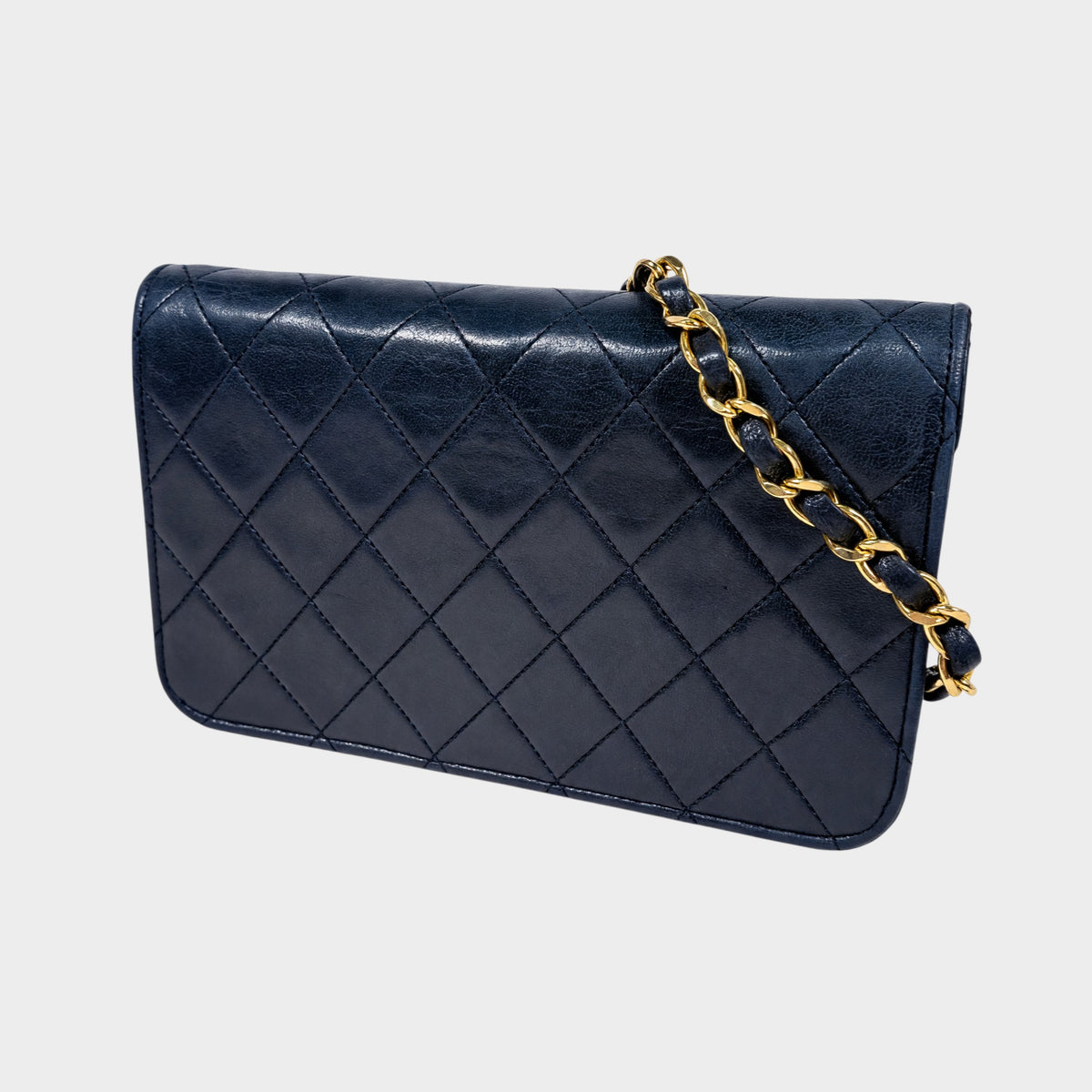 【CHANEL】Matelassé Chain Shoulder Bag, Black & Gold, Tasche