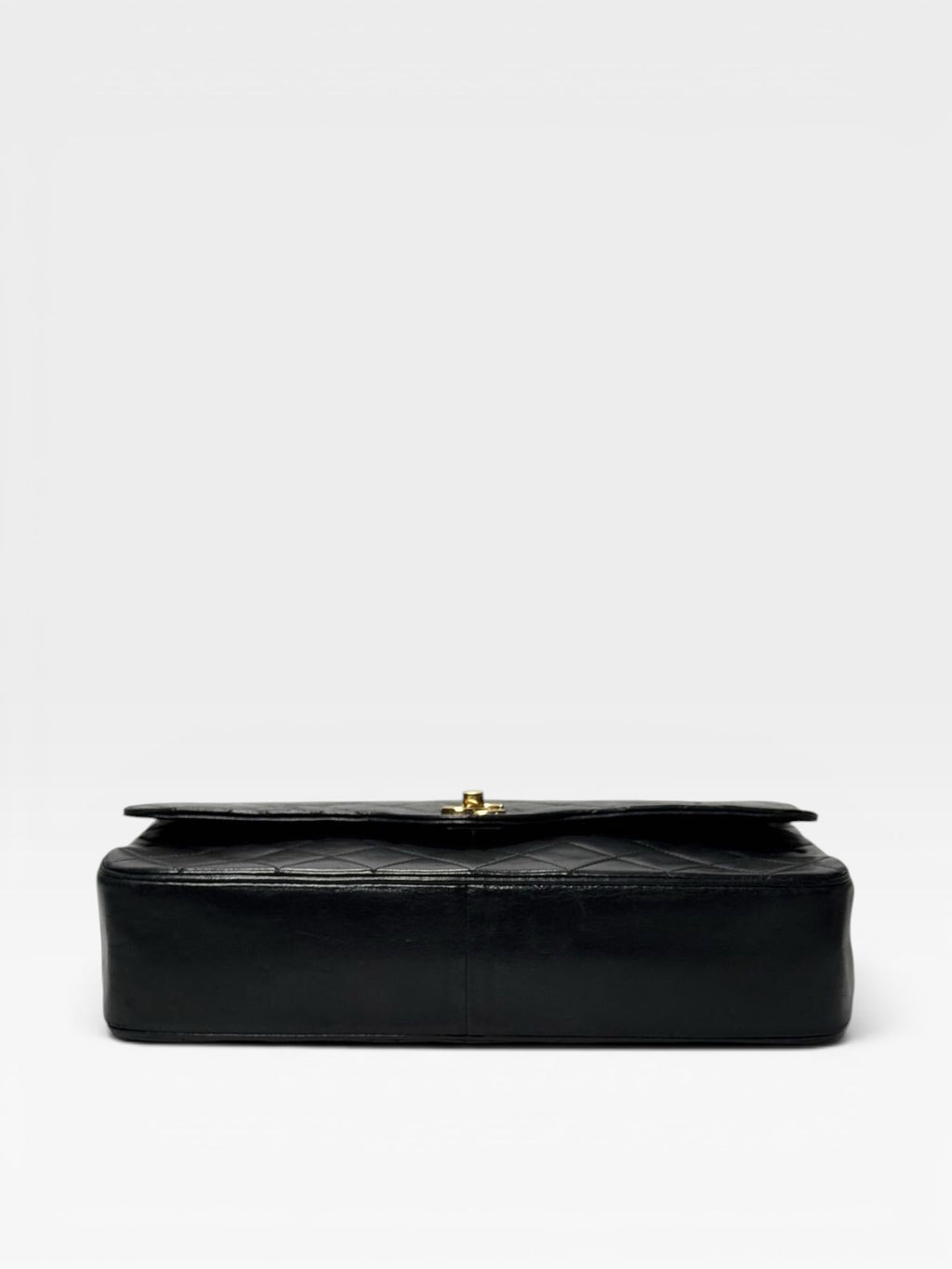 CHANEL Lambskin Matelassé Coco Mark Chain Shoulder Bag Turnlock Vintage Single Black h