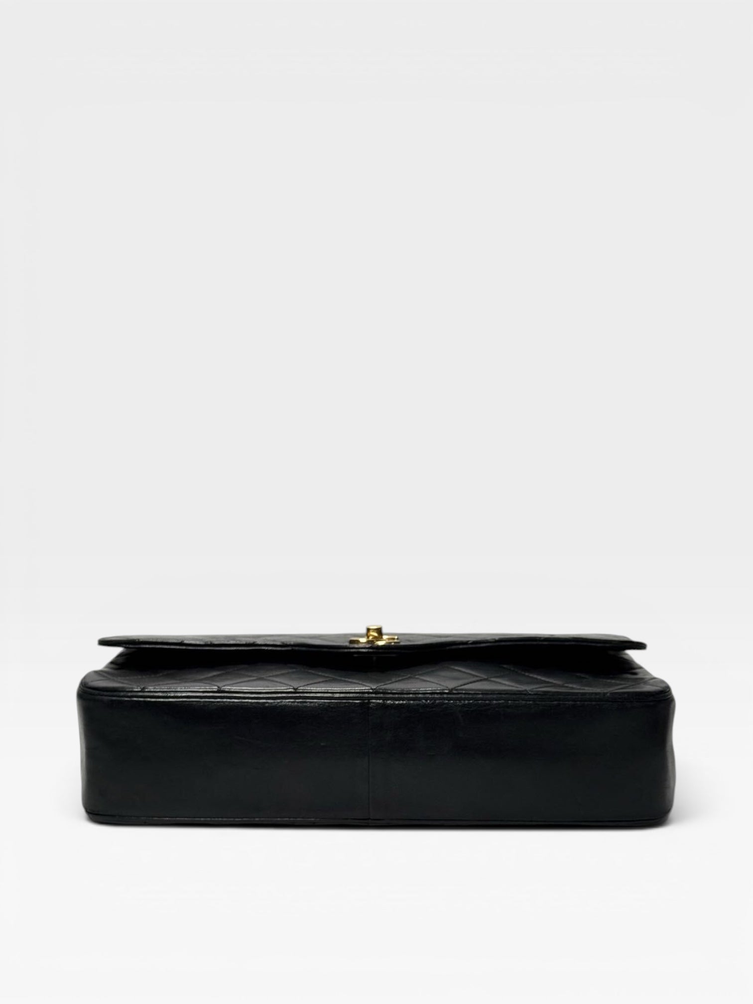 CHANEL Lambskin Matelassé Coco Mark Chain Shoulder Bag Turnlock Vintage Single Black h