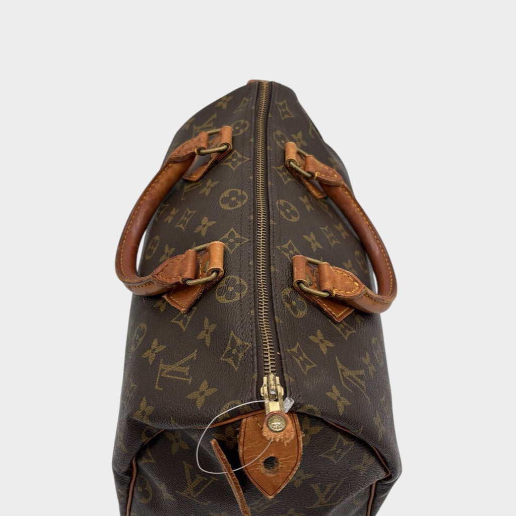 Excellent condition Louis Vuitton Monogram handbag, Speedy 30 mini Boston bag, brown.