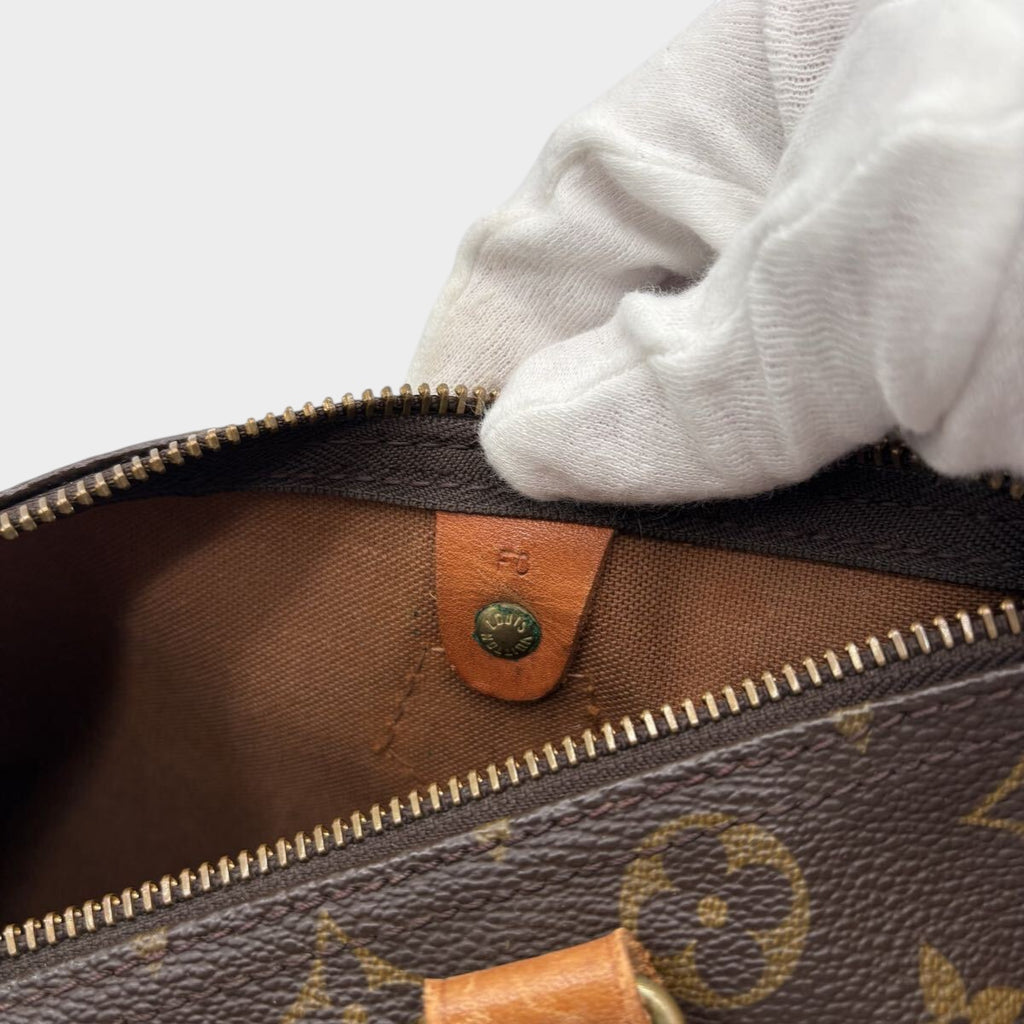 Excellent condition Louis Vuitton Monogram handbag, Speedy 30 mini Boston bag, brown.