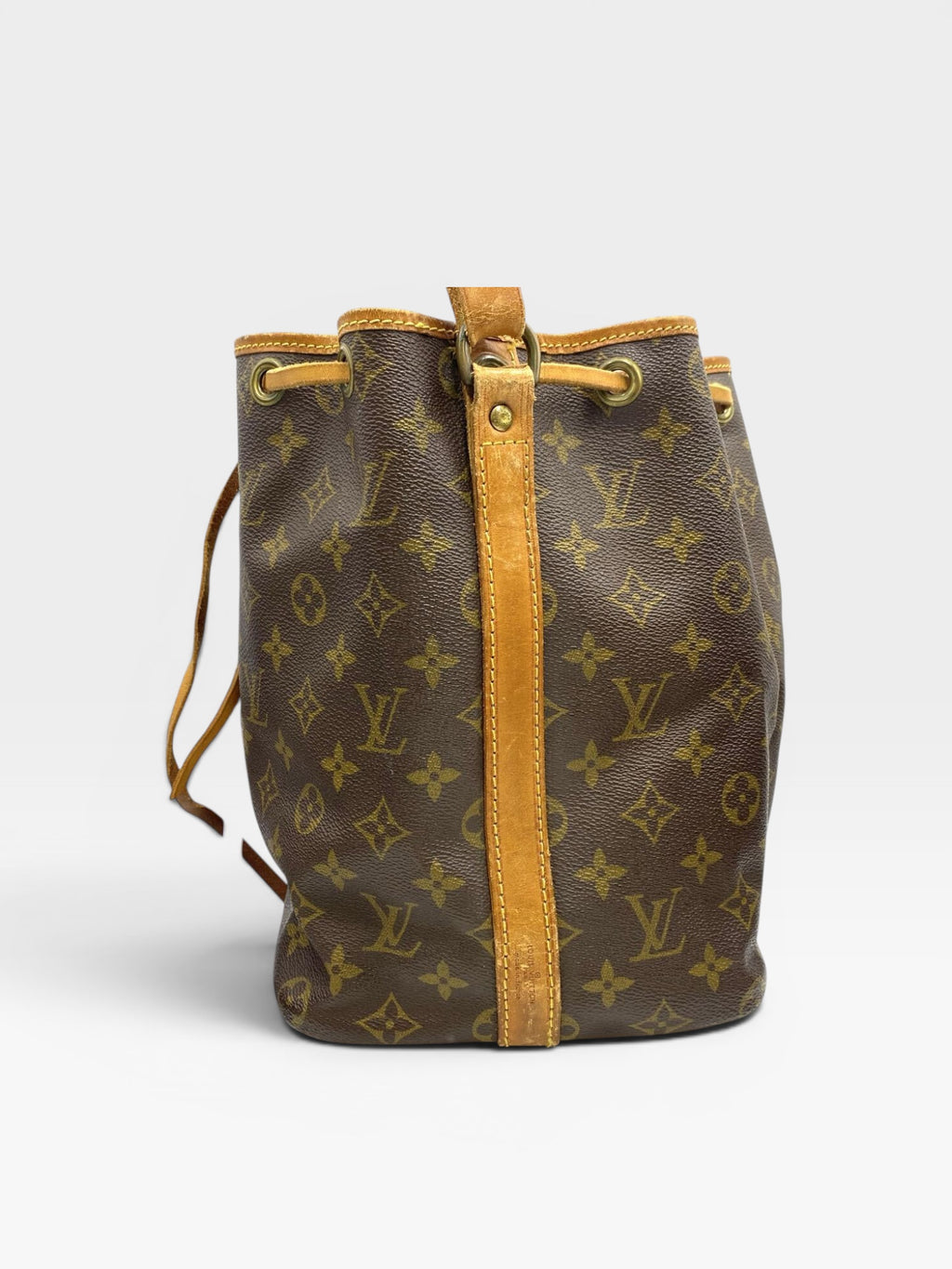 [Excellent Condition] LOUIS VUITTON Petit Noé Monogram Shoulder Bag, Handbag, Tote Bag