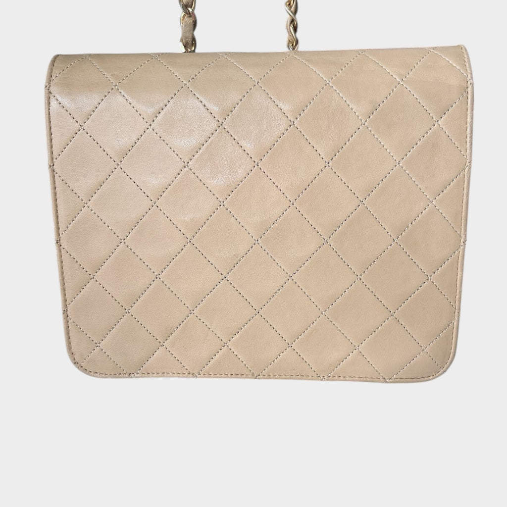 CHANEL Matelassé Chain Shoulder Bag, Beige Tasche, Coco Mark