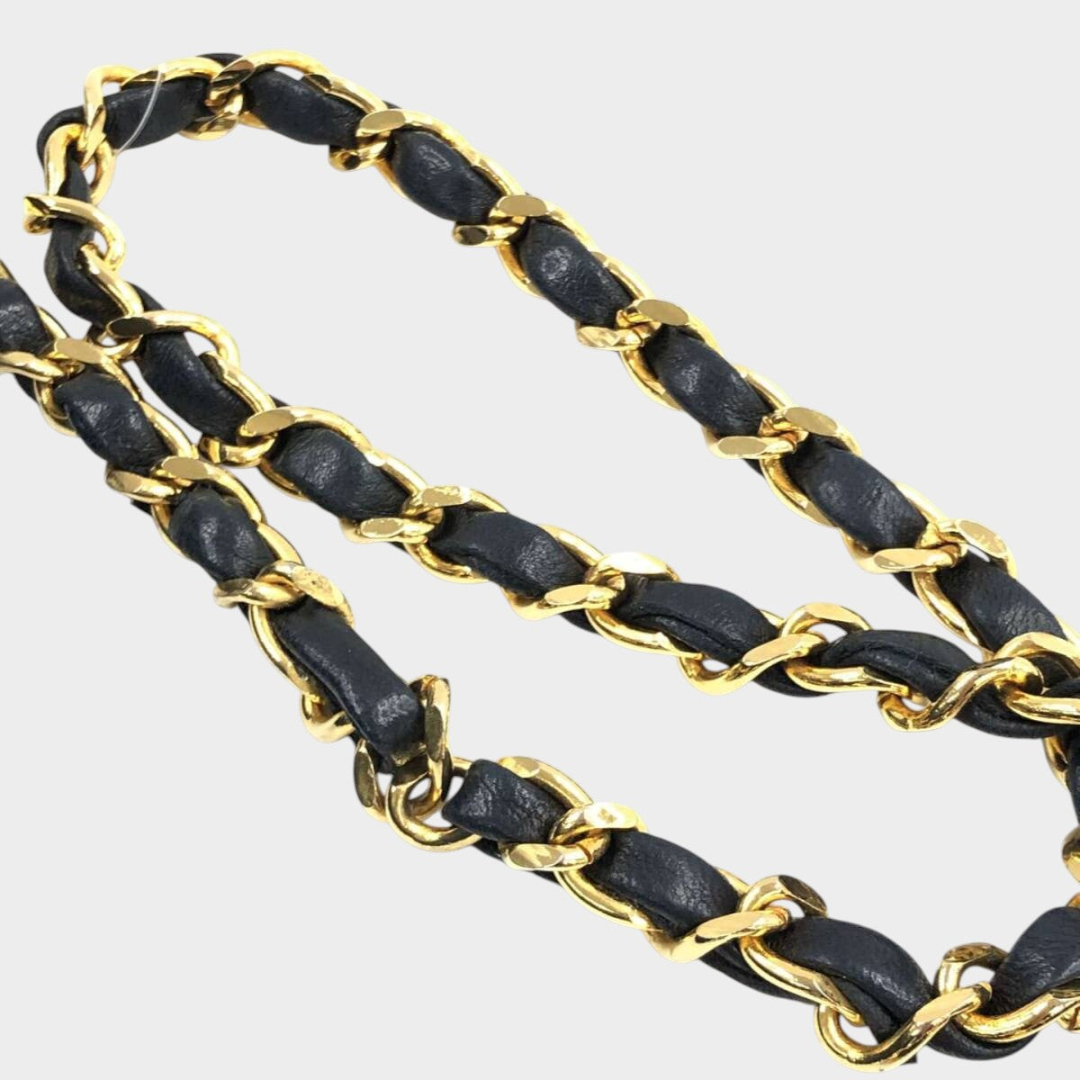 [Excellent condition] CHANEL Matelassé Chain Shoulder Bag, Black Tasche