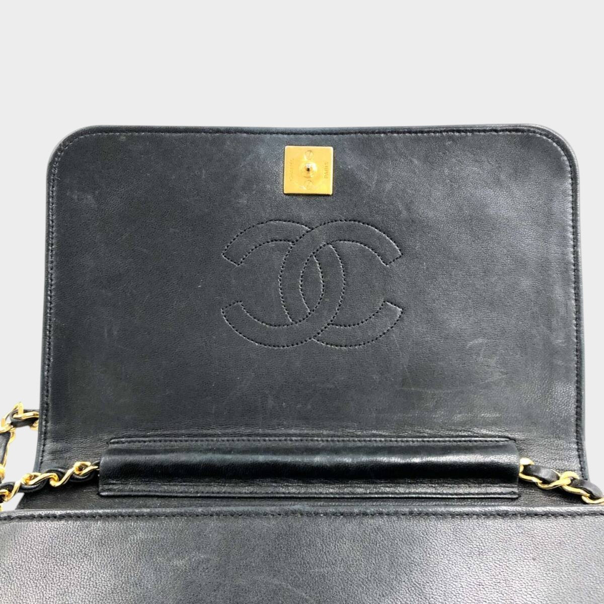 [Excellent condition] CHANEL Matelassé Chain Shoulder Bag, Black Tasche