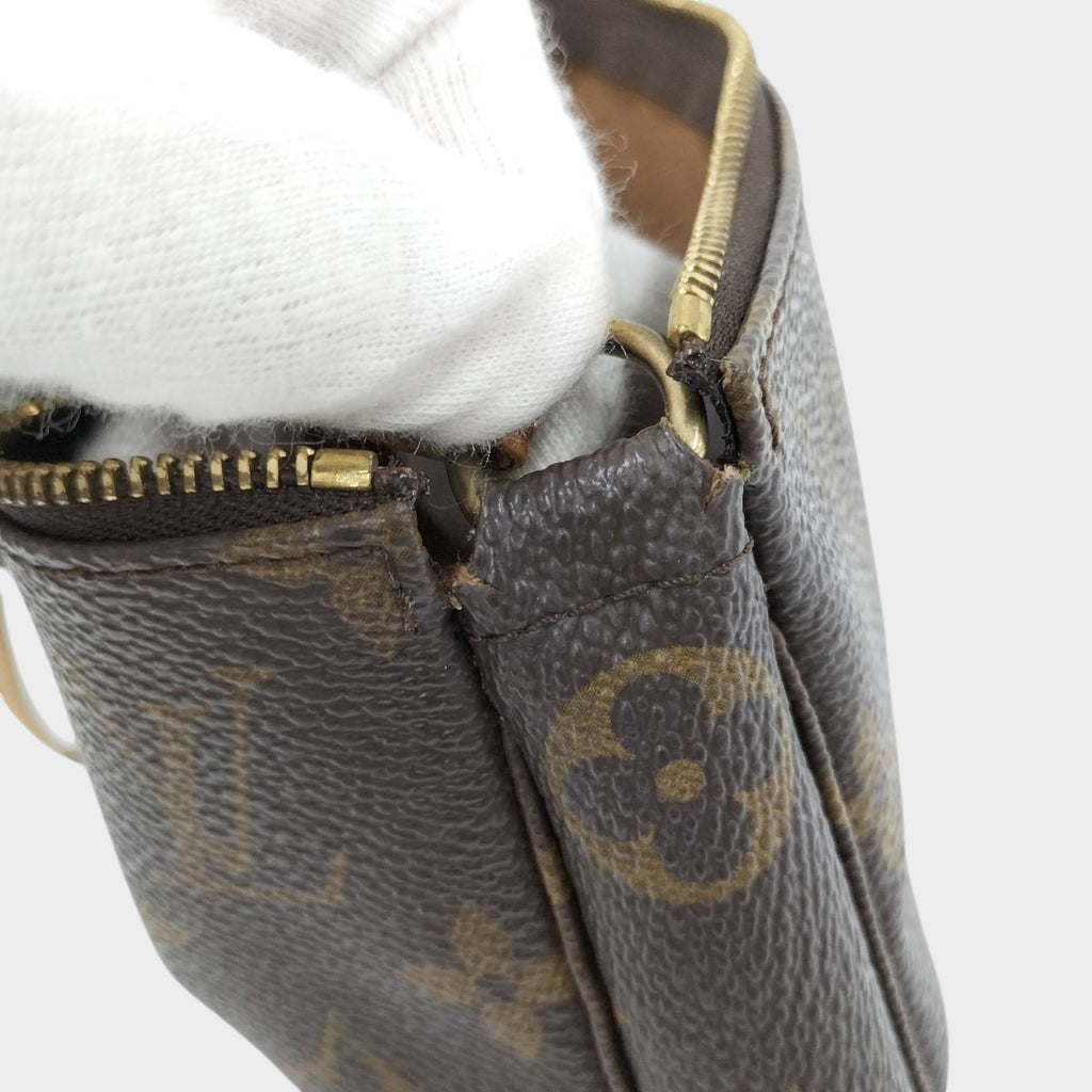 Louis Vuitton Pochette Accessoires Pouch Monogram M51980 Tasche