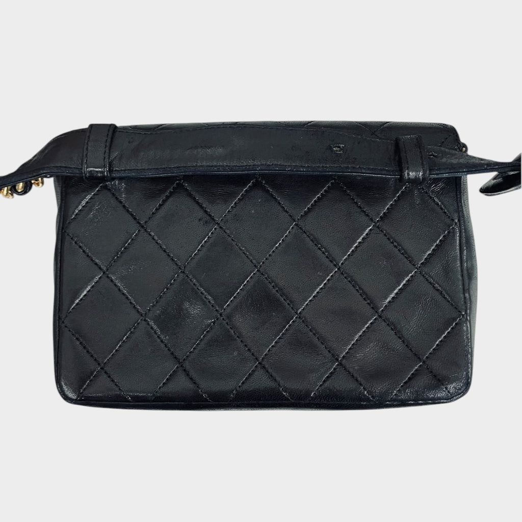 CHANEL Vintage Matelassé Waist Pouch with Reverse Coco Mark Tasche　
