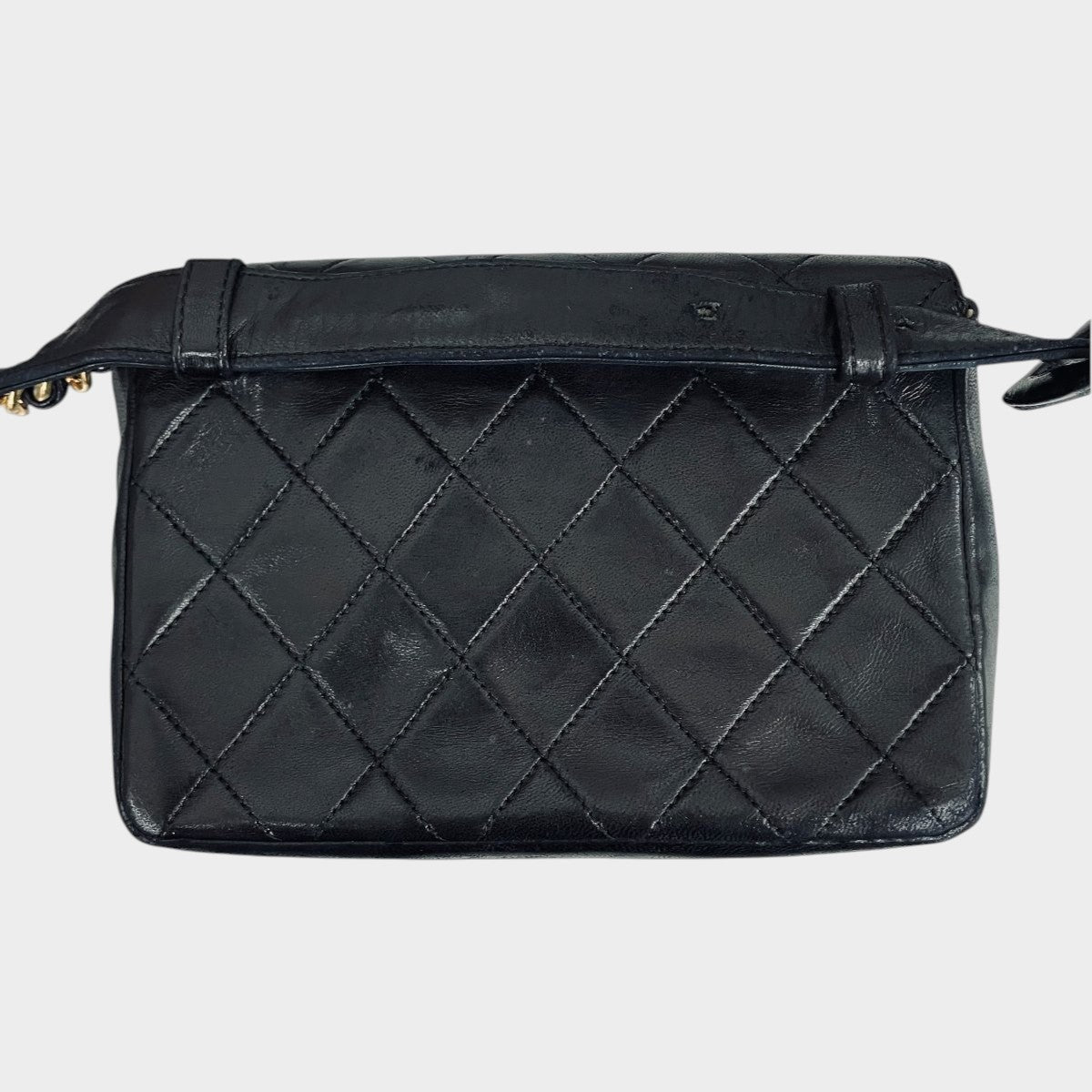 CHANEL Vintage Matelassé Waist Pouch with Reverse Coco Mark Tasche　