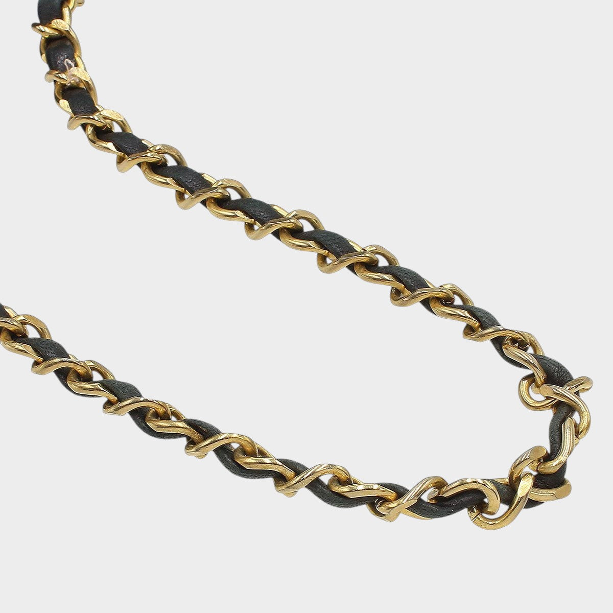 Chanel Matelassé Lambskin Push-Lock Chain Shoulder Bag Tasche