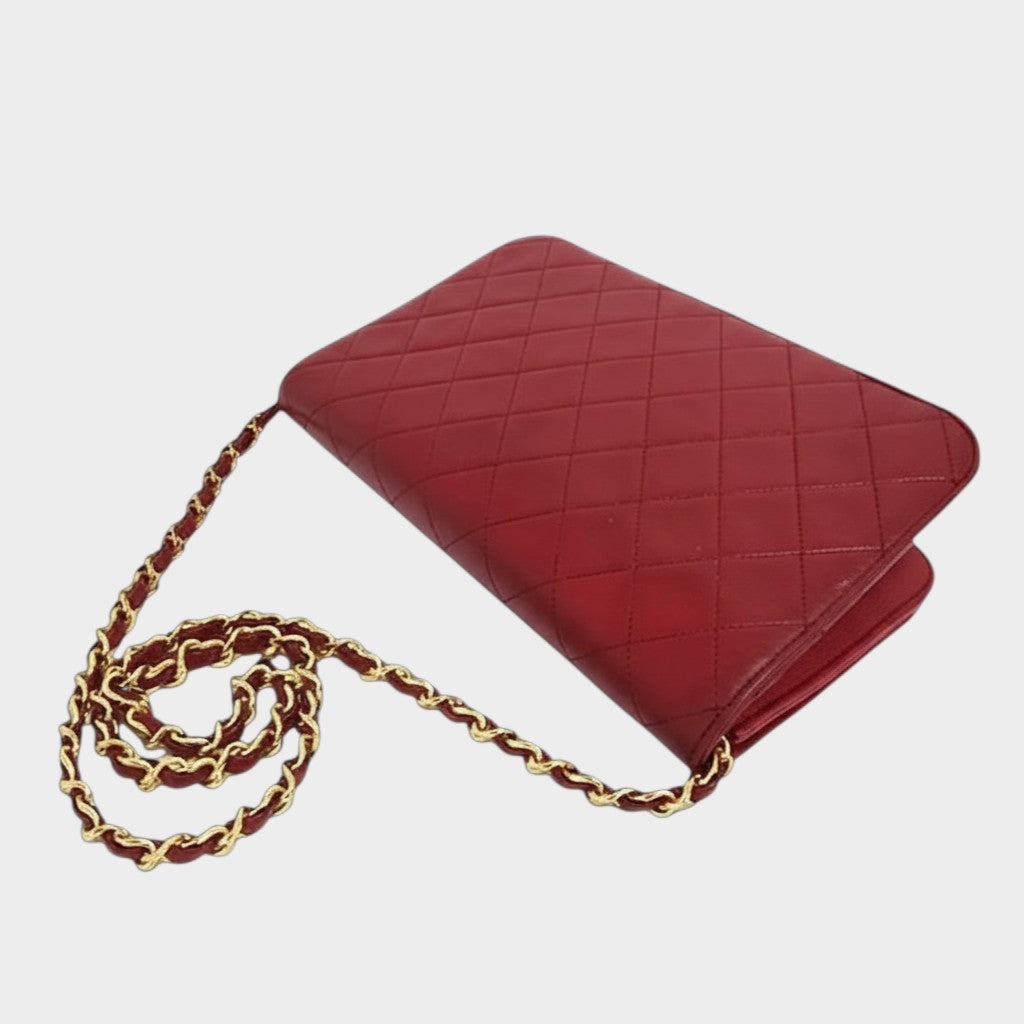 Excellent Condition Chanel Matelassé Large Coco Mark Push-Lock Lambskin Chain Shoulder Bag