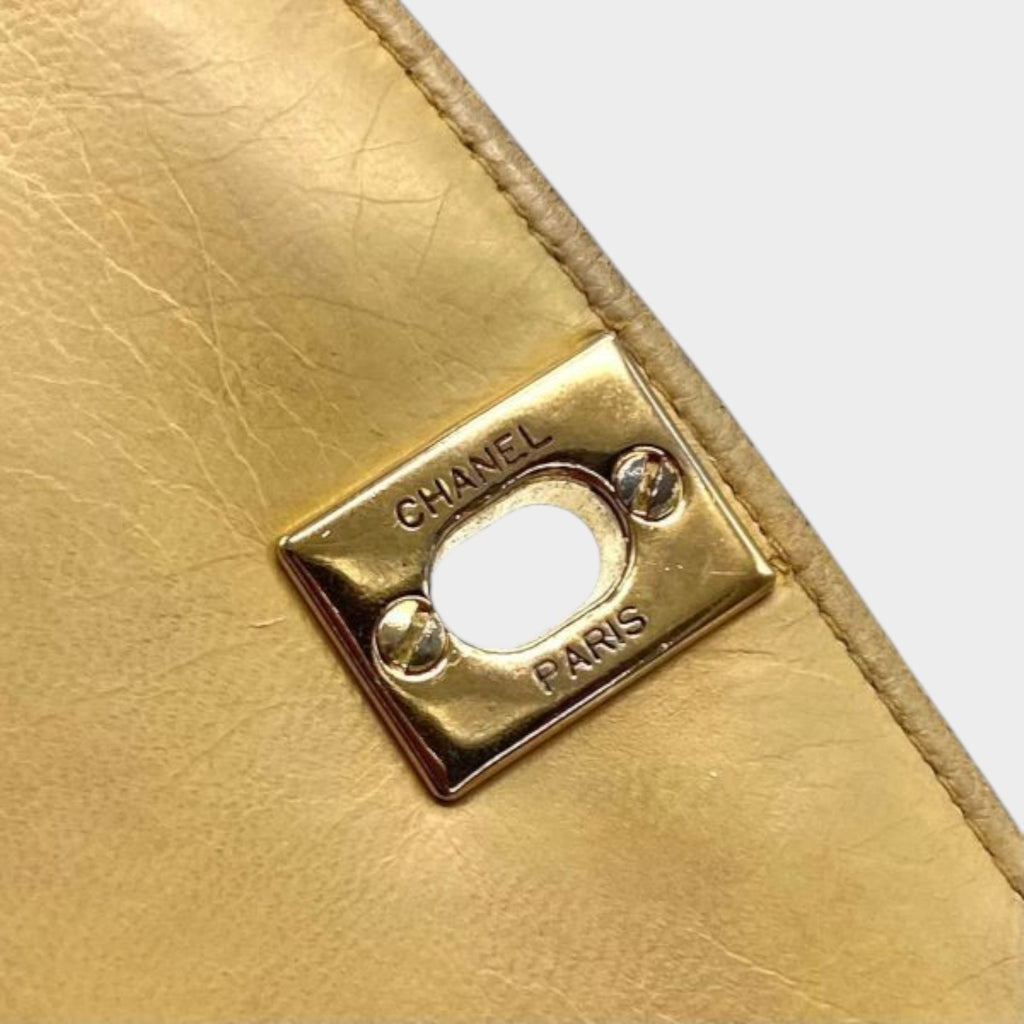 CHANEL Diana Coco Mark Matelassé Lambskin Chain Shoulder Tasche