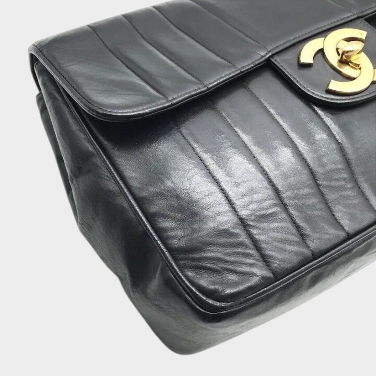 Excellent Condition CHANEL Coco Mark Mademoiselle Turnlock Leather Tasche