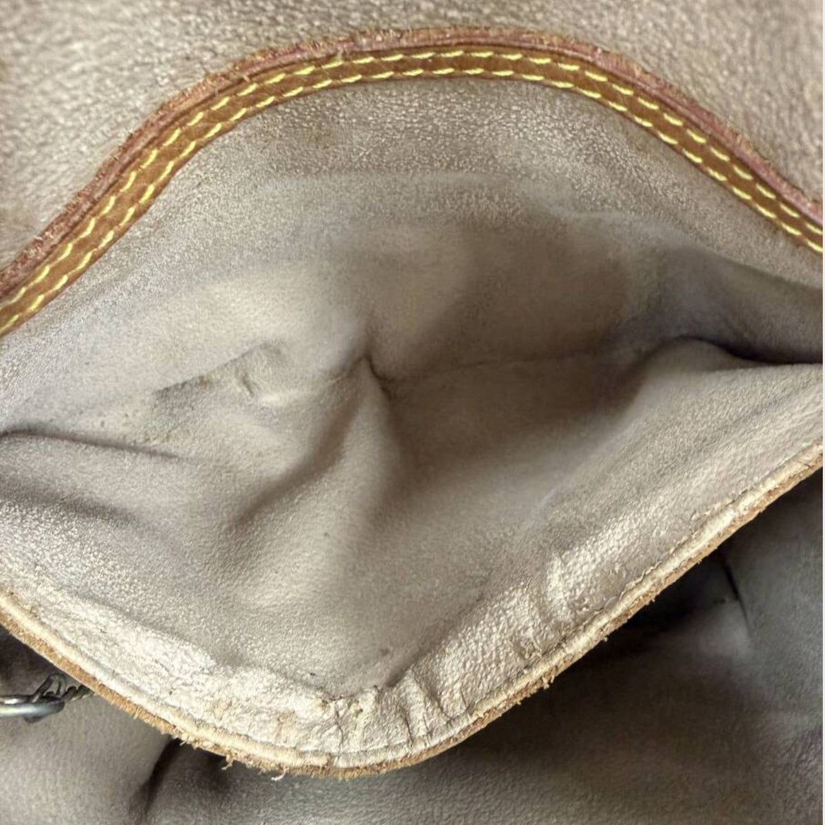 Louis Vuitton Petite Bucket Shoulder Bag Monogram Tasche