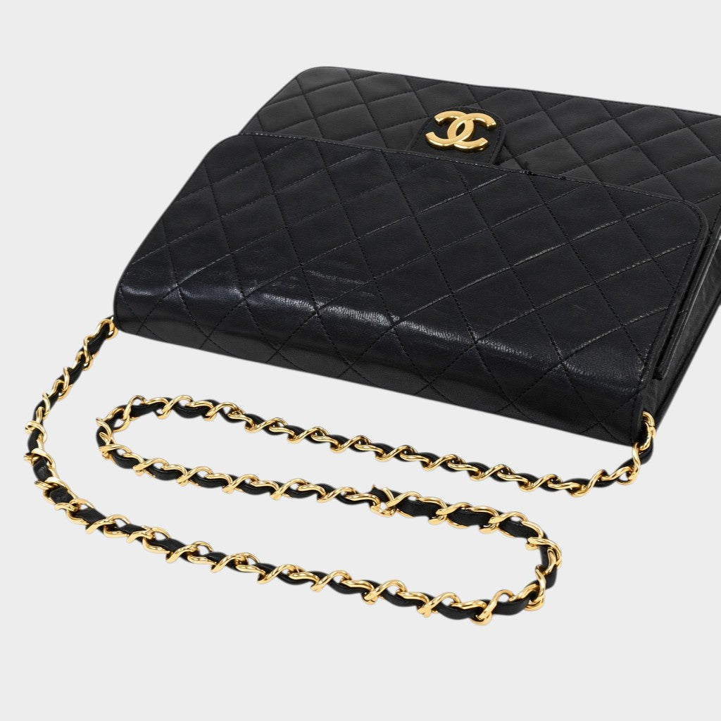 Excellent Condition CHANEL Chain Shoulder Bag Matelassé Single Flap Tasche